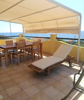 3 bedrooms villa at Magomadas 10 m away from the beach with sea view terrace and wifi